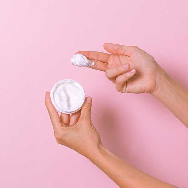 Produzione Cosmetici Conto Terzi anche piccoli lotti SDE Cosmetic Lab - sde prova crema 1